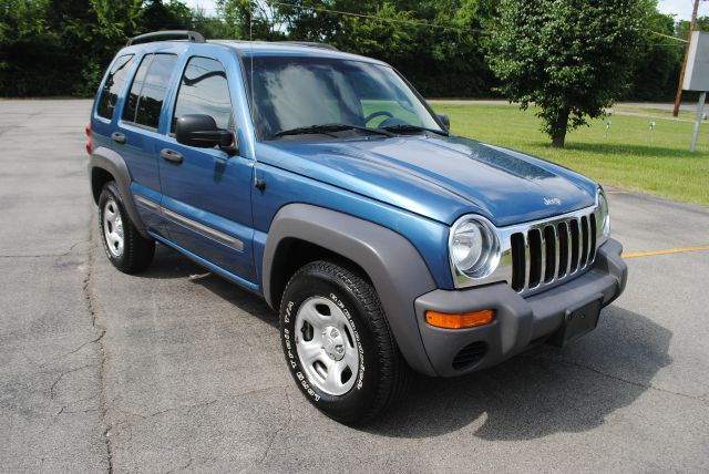 Jeep Liberty 2004 photo 1