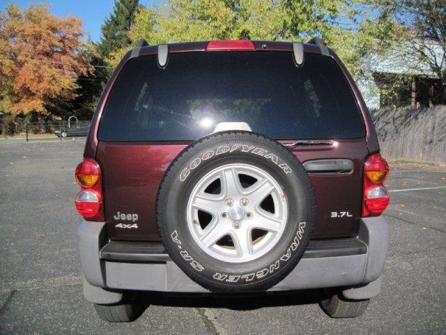 Jeep Liberty 2004 photo 5
