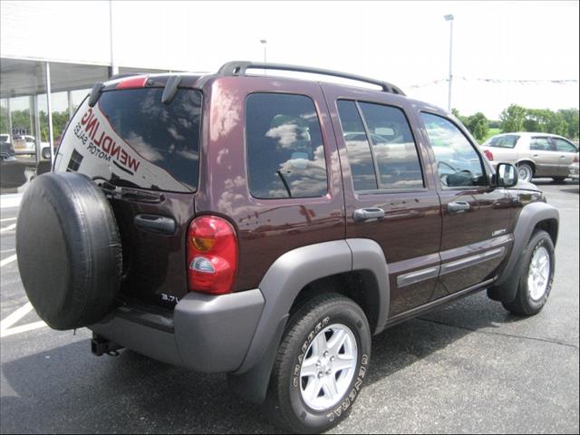 Jeep Liberty 2004 photo 2