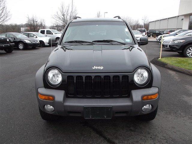 Jeep Liberty 2004 photo 1