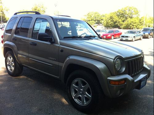 Jeep Liberty 2004 photo 4