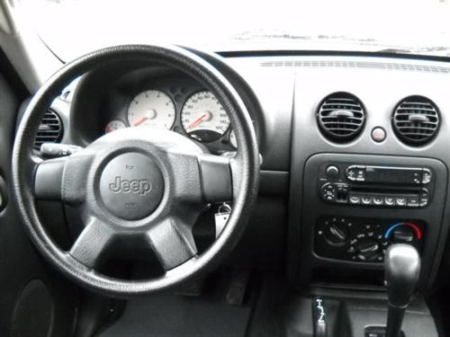 Jeep Liberty 2004 photo 5