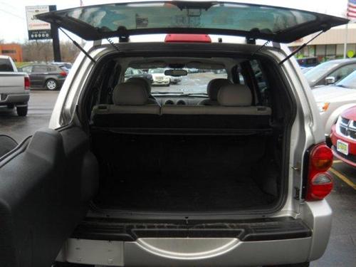 Jeep Liberty 2004 photo 1