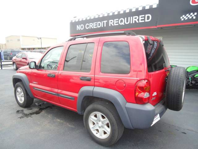 Jeep Liberty 2004 photo 1