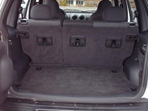 Jeep Liberty 2004 photo 1