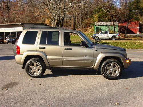 Jeep Liberty 2004 photo 1