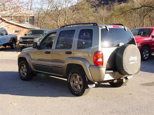 Jeep Liberty 2004 photo 4