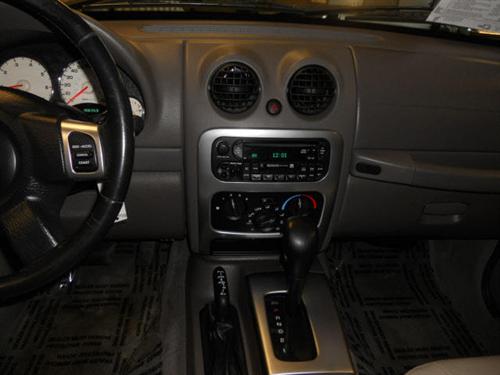 Jeep Liberty 2004 photo 3