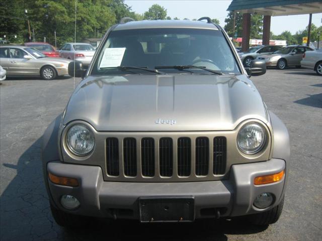 Jeep Liberty 2004 photo 1