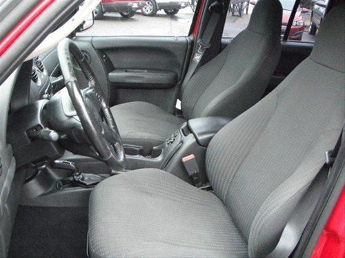 Jeep Liberty 2004 photo 3