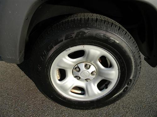 Jeep Liberty 2004 photo 3