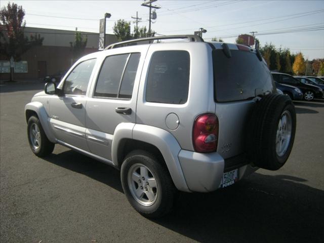 Jeep Liberty 2004 photo 2