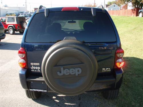 Jeep Liberty SLT 25 Other