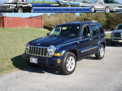 Jeep Liberty 2005 photo 3