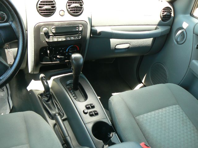 Jeep Liberty 2005 photo 5