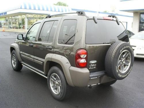Jeep Liberty 2005 photo 1