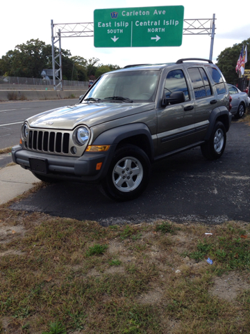 Jeep Liberty 2005 photo 3