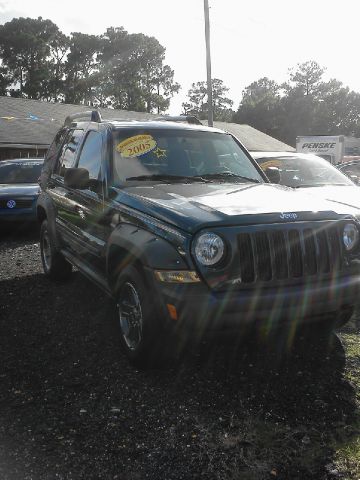 Jeep Liberty 2005 photo 3