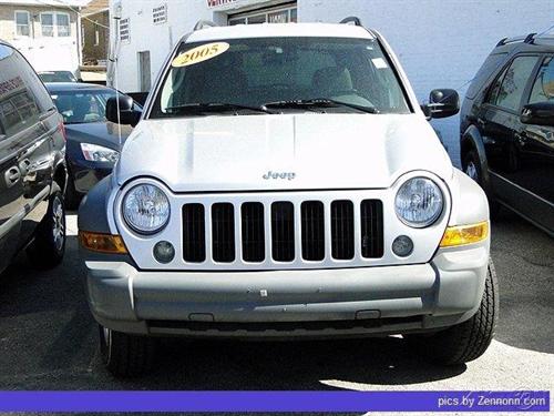 Jeep Liberty 2005 photo 1
