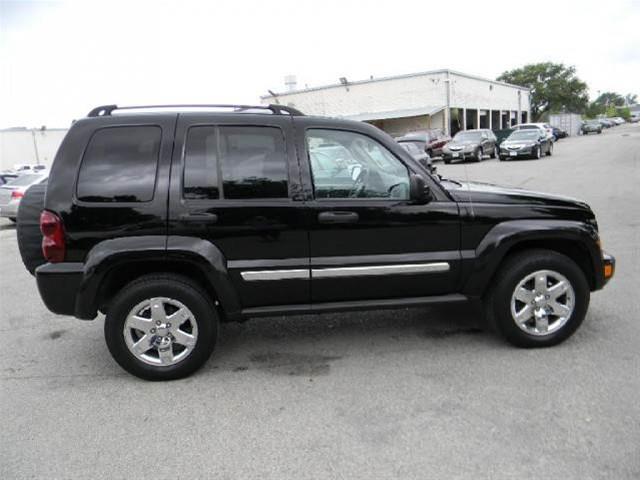 Jeep Liberty Limited SUV