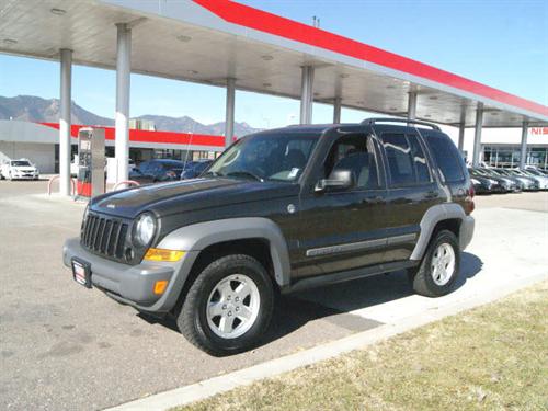 Jeep Liberty 2005 photo 1