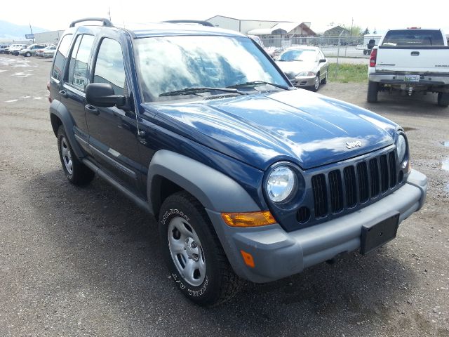Jeep Liberty 2005 photo 17
