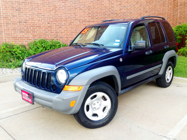 Jeep Liberty 2005 photo 4