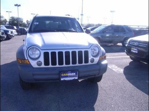 Jeep Liberty 2005 photo 1