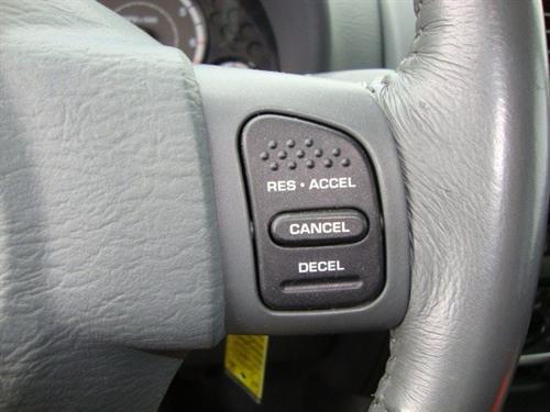 Jeep Liberty 2005 photo 2