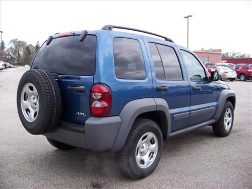 Jeep Liberty 2005 photo 1