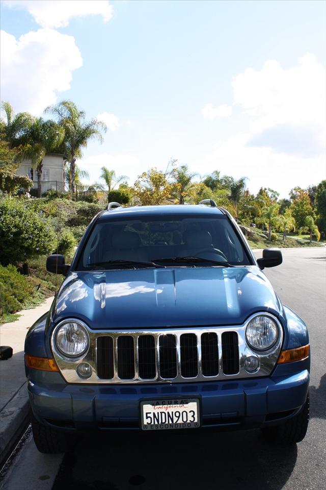 Jeep Liberty 2005 photo 5