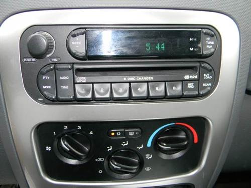 Jeep Liberty 2005 photo 1