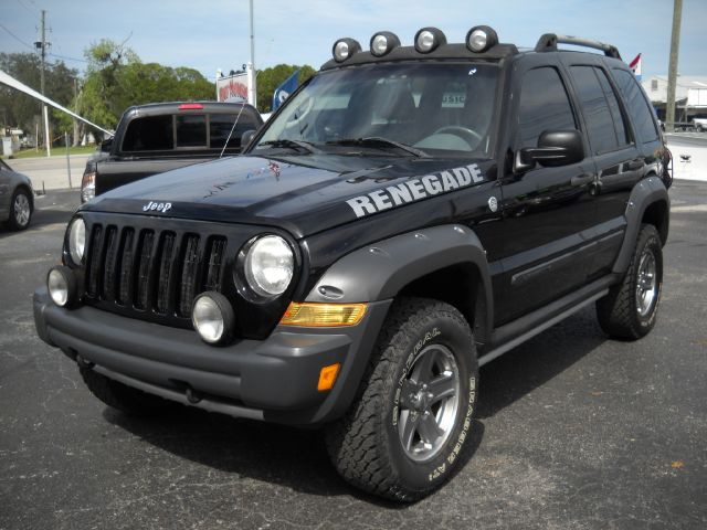 Jeep Liberty 2005 photo 4