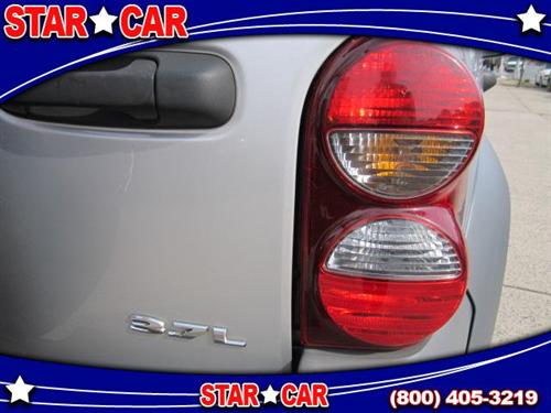 Jeep Liberty 2005 photo 3