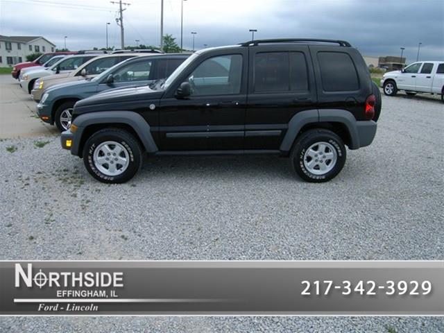 Jeep Liberty 2005 photo 4