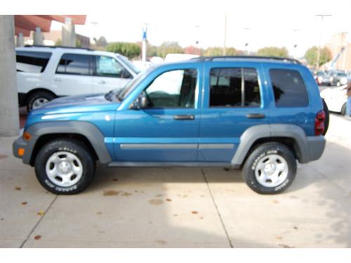 Jeep Liberty 2005 photo 1