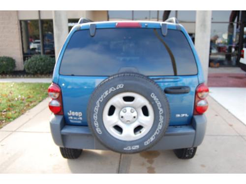 Jeep Liberty 2005 photo 3