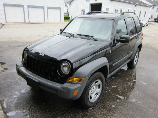 Jeep Liberty 2005 photo 2