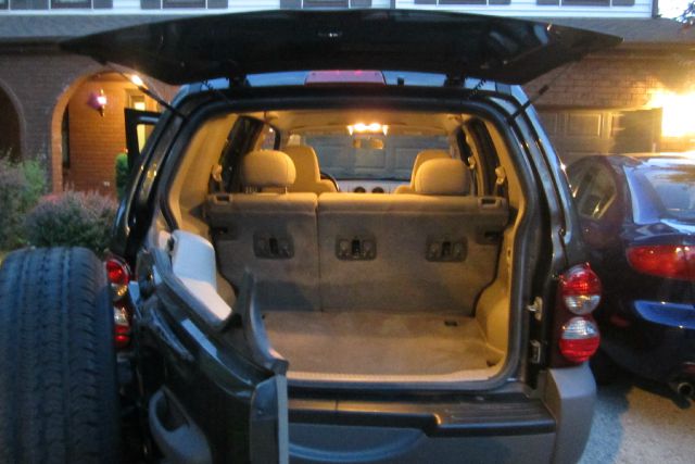 Jeep Liberty 2005 photo 1