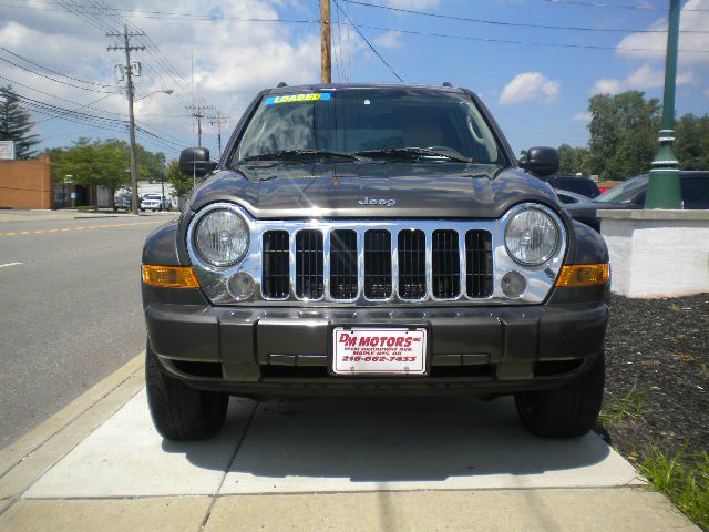 Jeep Liberty Super SUV