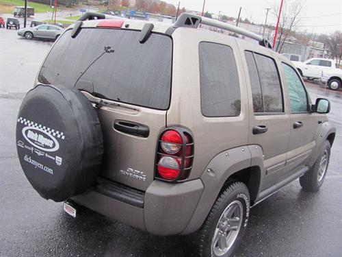 Jeep Liberty 2005 photo 1