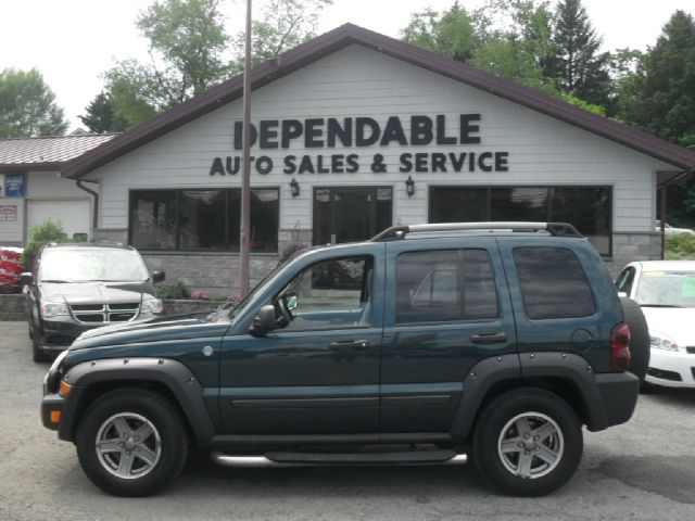 Jeep Liberty 2005 photo 3