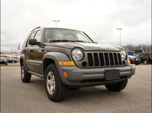 Jeep Liberty 2005 photo 1