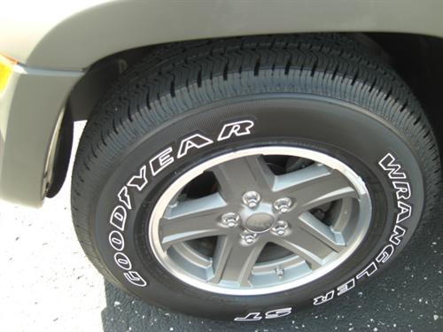 Jeep Liberty 2005 photo 4