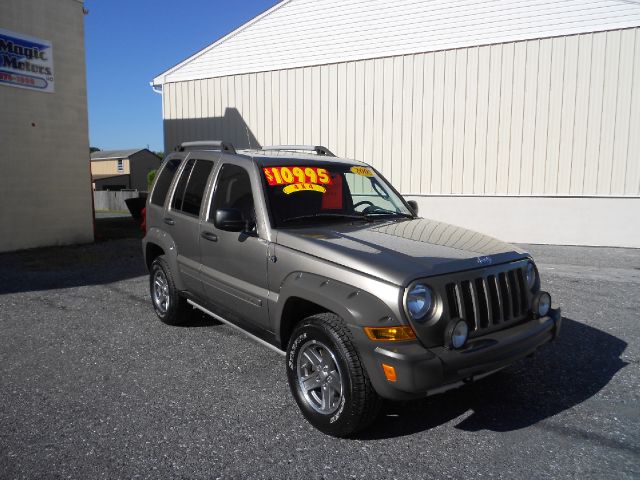 Jeep Liberty 2005 photo 4