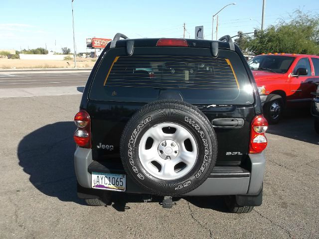 Jeep Liberty 2005 photo 1