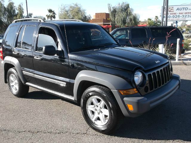 Jeep Liberty 2005 photo 3