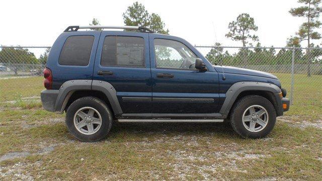 Jeep Liberty 2005 photo 1