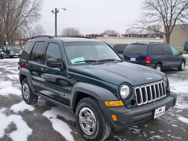 Jeep Liberty 2005 photo 3