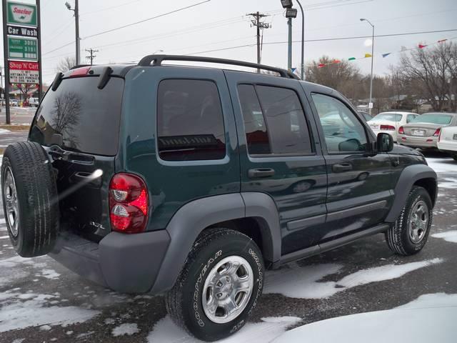 Jeep Liberty 2005 photo 5